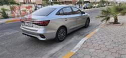 MG 5 Plus